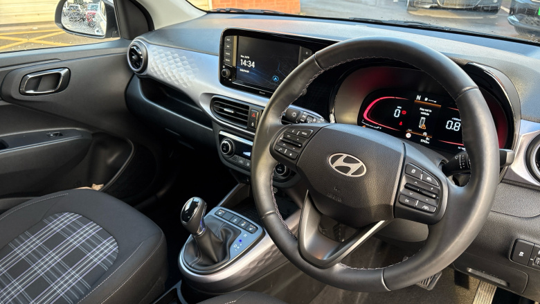 Hyundai i10 1.0 [63] Premium 5dr Auto [Nav] Petrol Hatchback